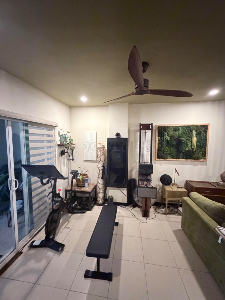 Community gym