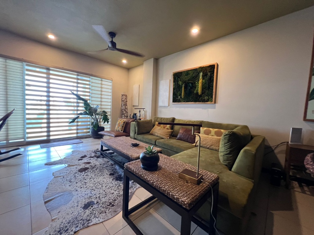 C-103 living room